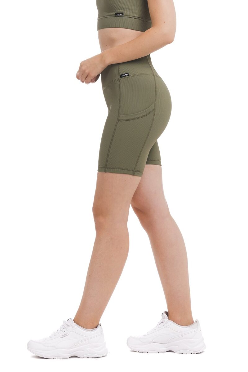 carlotta shorts 3 Lanuma