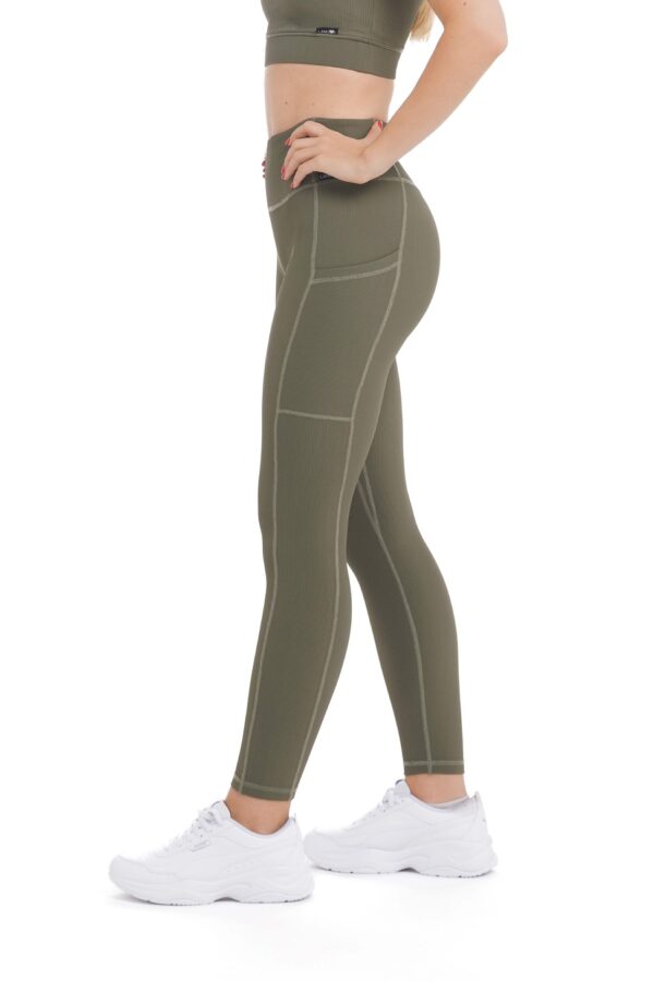 CARLOTTA-2-Lanuma-1.jpg CARLOTTA 2 Lanuma 1