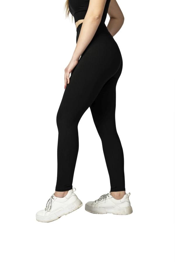 Enobarvne dolge pajkice Black v črni barvi za odrasle