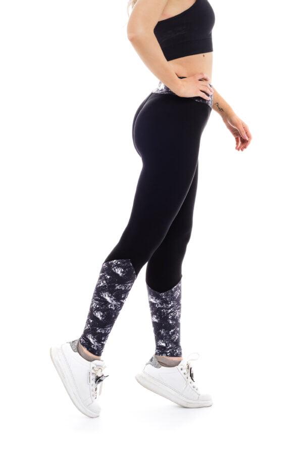 Temne dolge pajkice Fuzzy z unikatnim belim vzorčkom na dnu hlačnic za odrasle