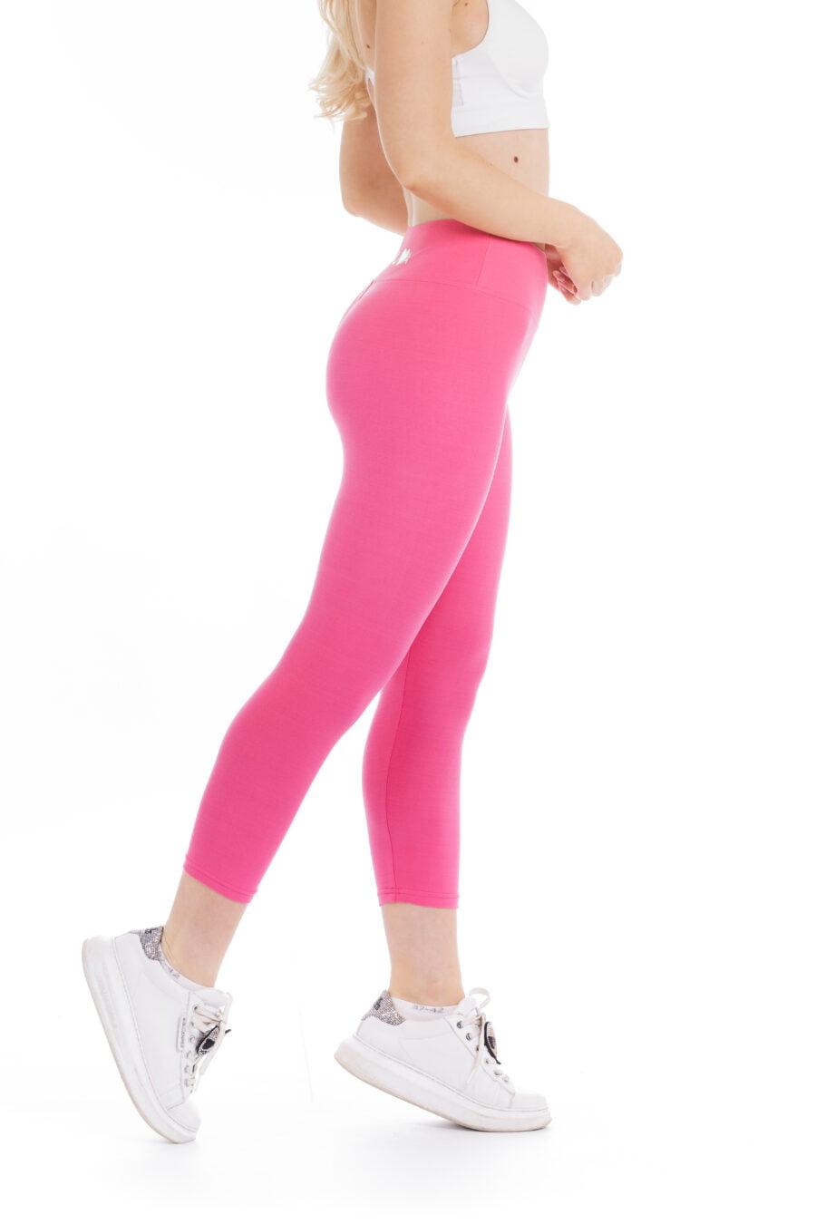 Enobarvne capri pajkice Pinky v roza barvi za odrasle