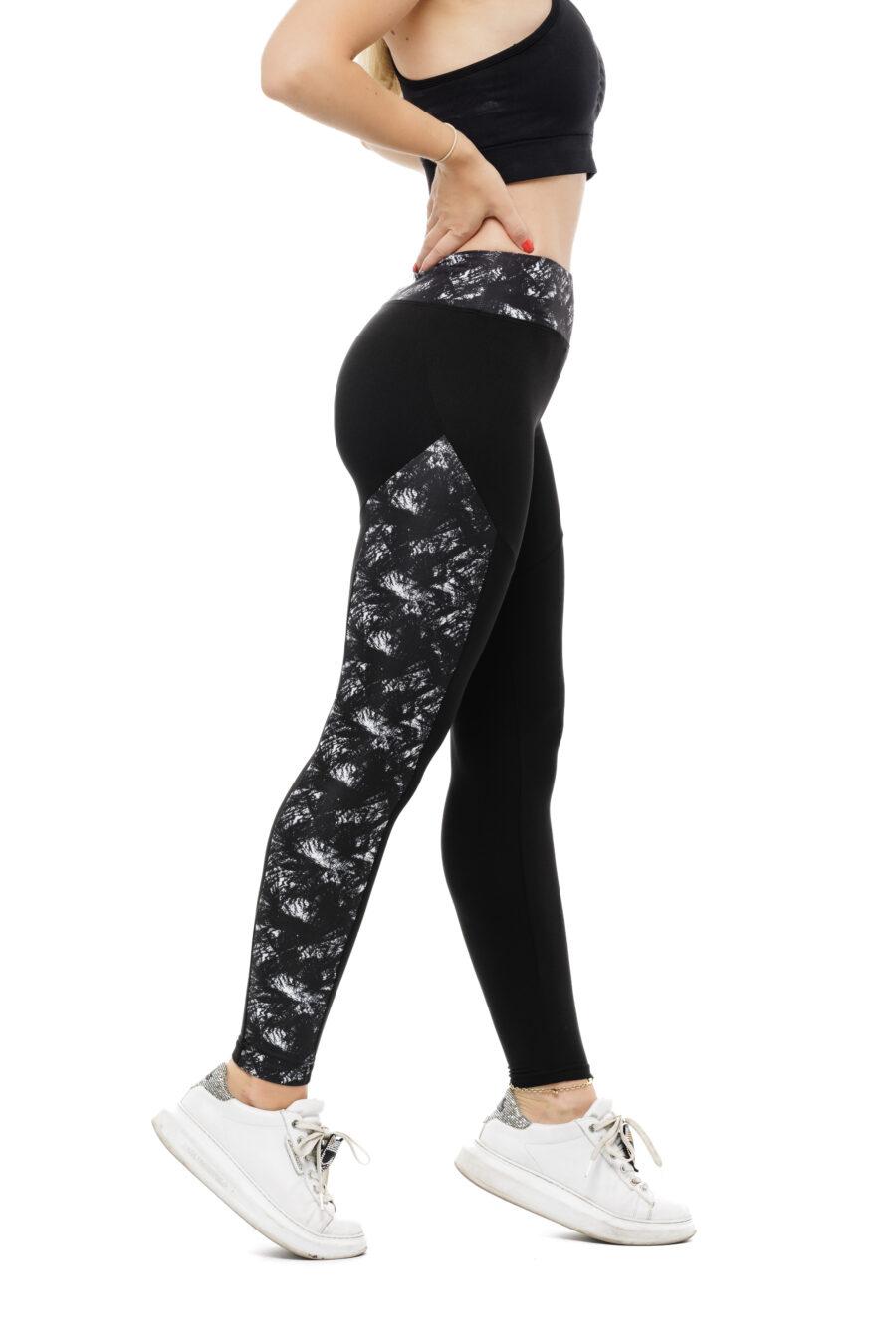 Črne dolge pajkice Amazy z unikatnim belim stranskim vzorcem