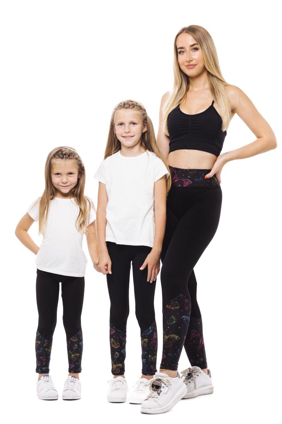 Temne pajkice Mariposa s pisanim vzorčkom metuljčkov na dnu hlačnic in na pasu za odrasle in otroke