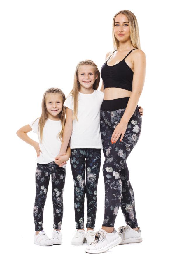 dark-rose-matchy-matchy-3 – Lanuma Unikatne temne pajkice Dark rose z vzorčkom belih vrtnic za odrasle in otroke