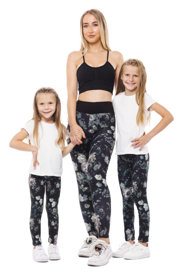 dark-rose-matchy-matchy-1 – Lanuma Unikatne temne pajkice Dark rose z vzorčkom belih vrtnic za odrasle in otroke