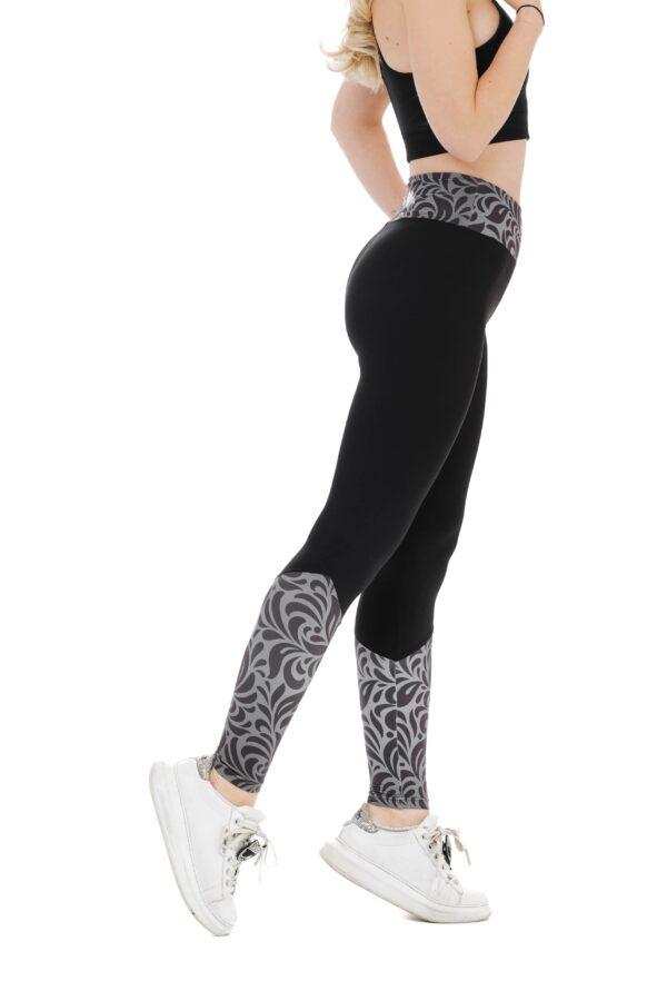 Temne dolge pajkice Mallas z risanim srebrnim vzorčkom na hlačnicah in na pasu za odrasle