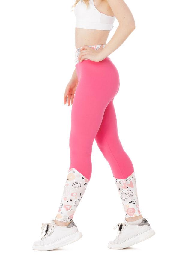 Roza dolge pajkice Helado z risanim vzorčkom srčkov na dnu hlačnic in na pasu za odrasle