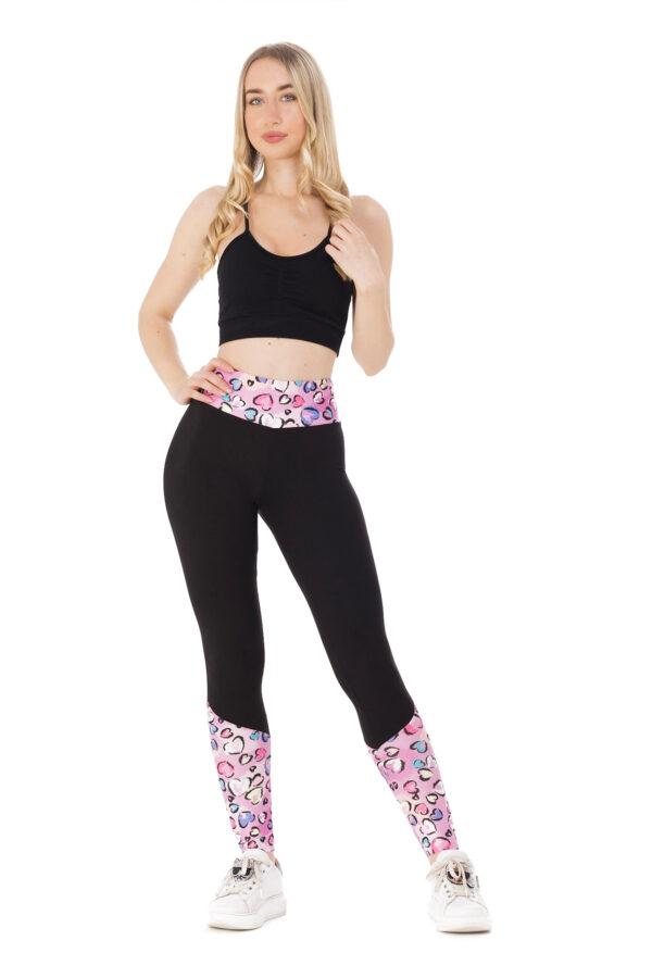 Temne dolge pajkice Golosina z živahnim roza vzorčkom srčkov na dnu hlačnic