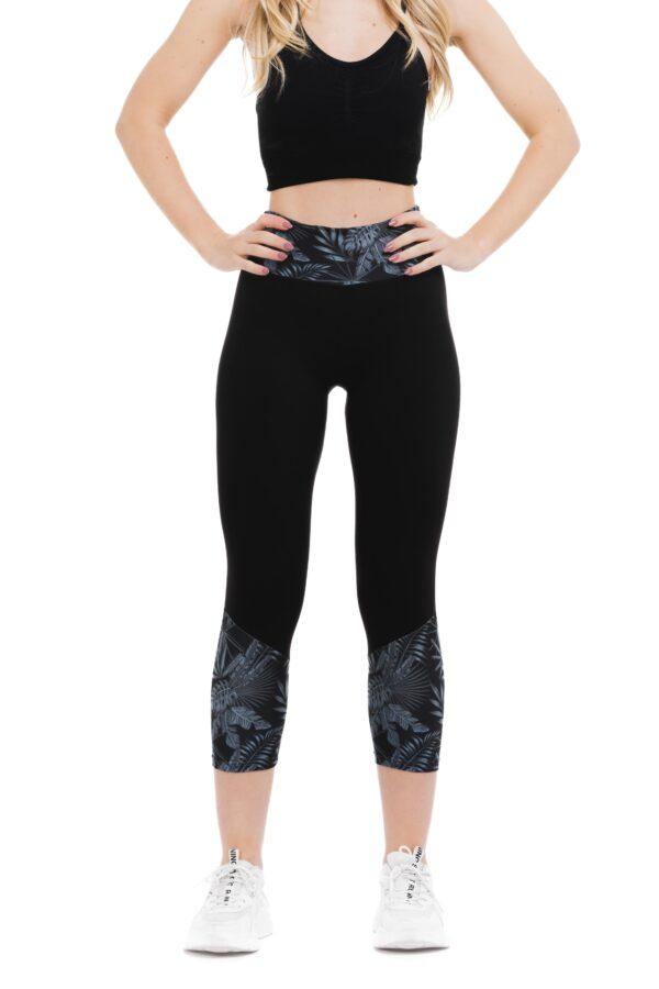 nocturno-capri-1 – Lanuma Temne pajkice capri Nocturno z risanim svetlim vzorčkom na dnu hlačnic in na pasu za odrasle