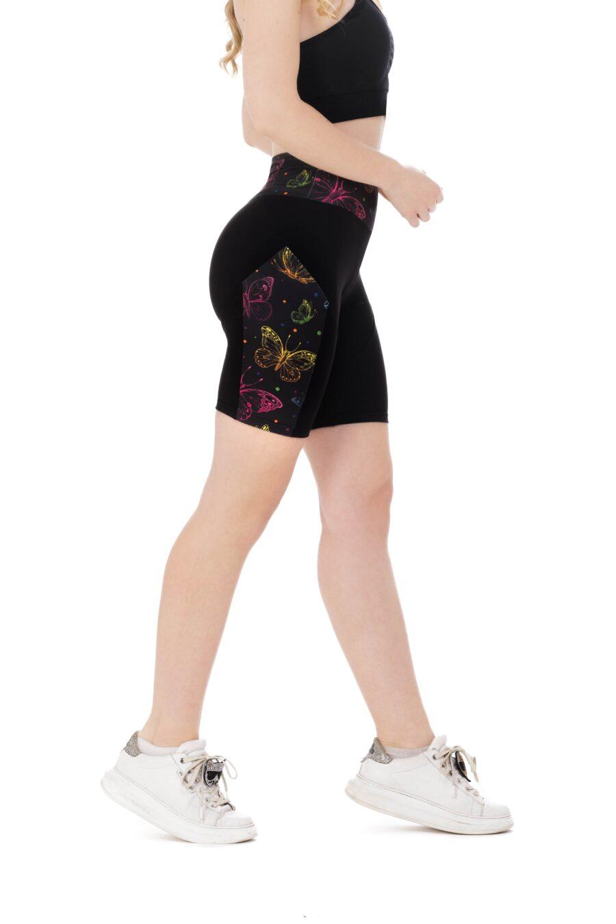 Črne kratke pajkice Mariposy s pisanim vzorčkom metuljev