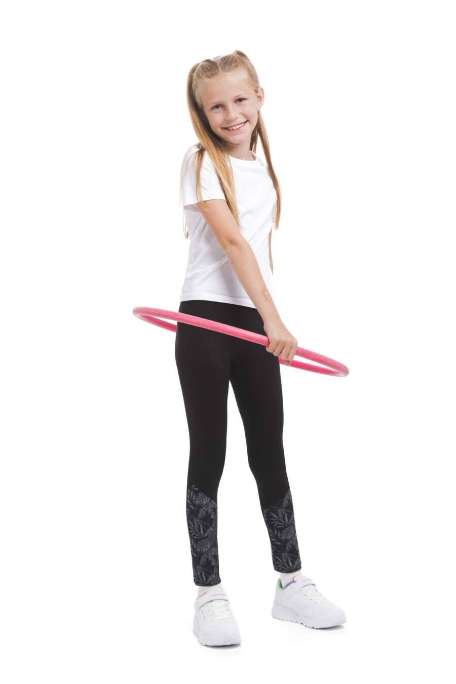 Temne otroške pajkice Nocturno kids z risanim svetlim vzorčkom na dnu hlačnic in na pasu