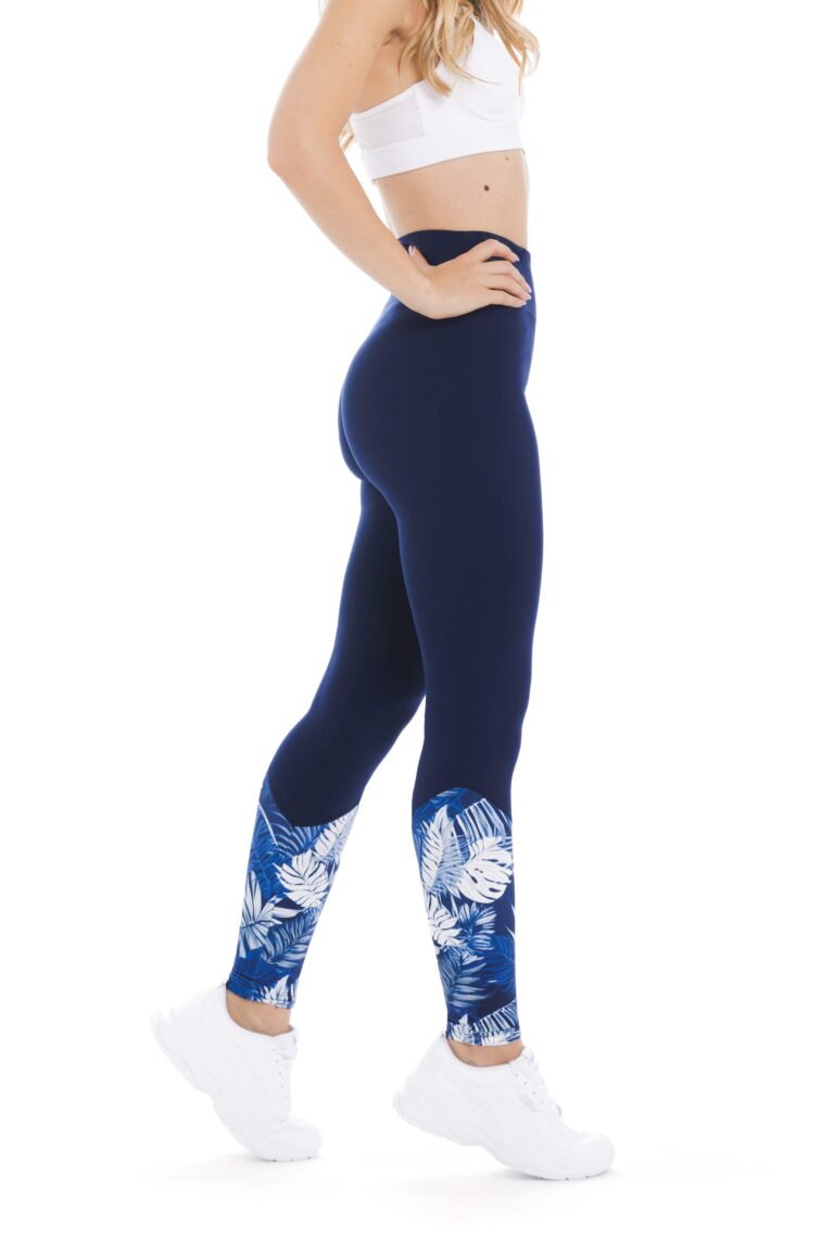 Modre dolge pajkice Passio z belo-modrim vzorcem listov na dnu hlačnic