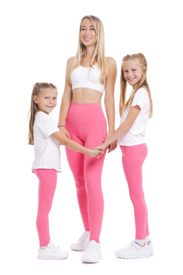 Enobarvne pajkice Pinky v roza barvi za odrasle in otroke