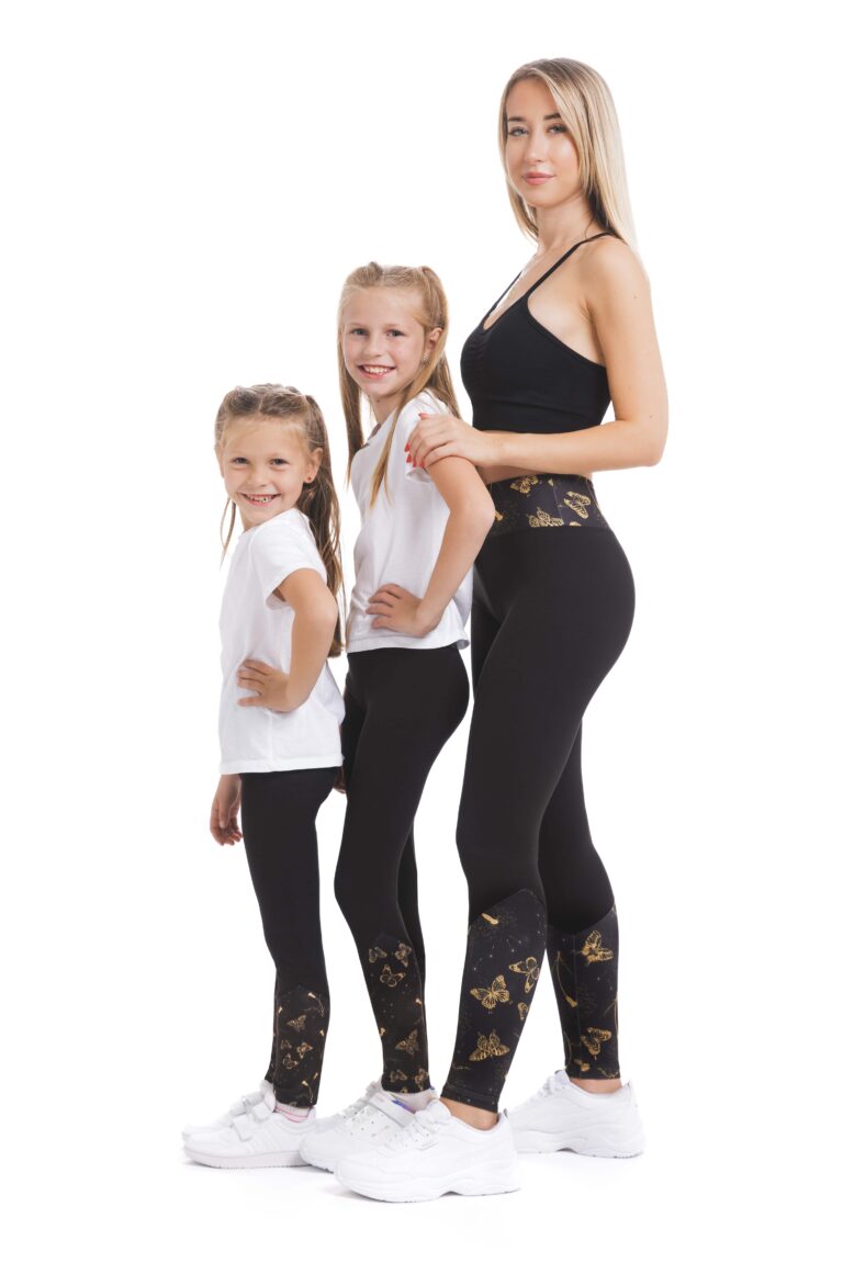 Pajkice Pluma z vzorčkom metuljčkov na dnu hlačnic in na pasu za odrasle in otroke