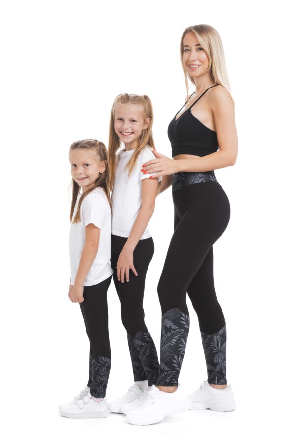 Temne pajkice Nocturno z risanim svetlim vzorčkom na dnu hlačnic in na pasuza odrasle in otroke