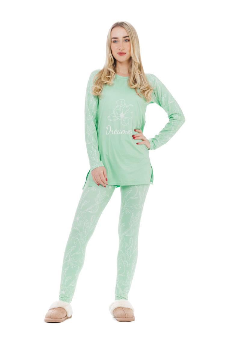 Udobna dvodelna pižama Dreamer zelena barva - napis dreamer