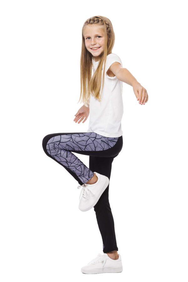 Temne otroške pajkice Amablo milagro kids z unikatnim vzorčkom ob straneh Temne otroške pajkice Amablo milagro kids z unikatnim vzorčkom ob straneh