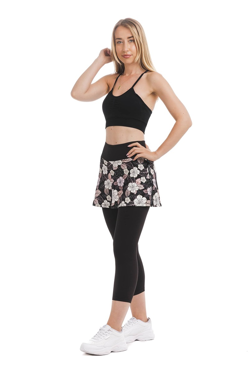 Skort Carita – krilo s capri všitimi pajkicami s cvetličnim vzorcem v črni, beli in nežno roza barvi