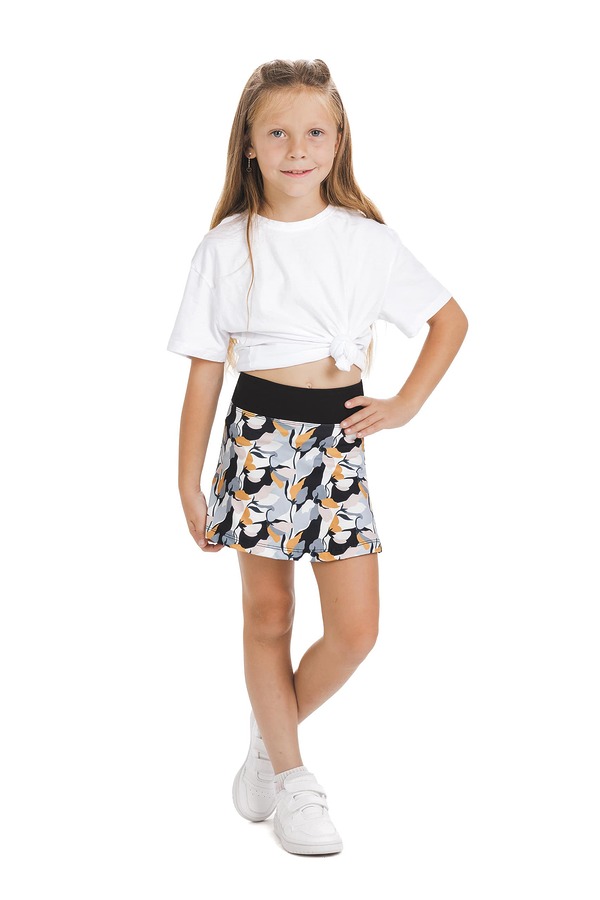 Skort Besa kids – krilo s kratkimi všitimi pajkicami z abstraktnim vzorčkom v črni, sivi in oranžni barvi Skort Besa kids - krilo s kratkimi všitimi pajkicami z abstraktnim vzorčkom v črni, sivi in oranžni barvi