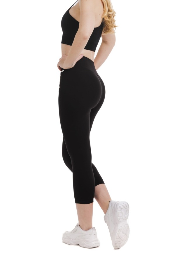 tessa capri 5 Lanuma