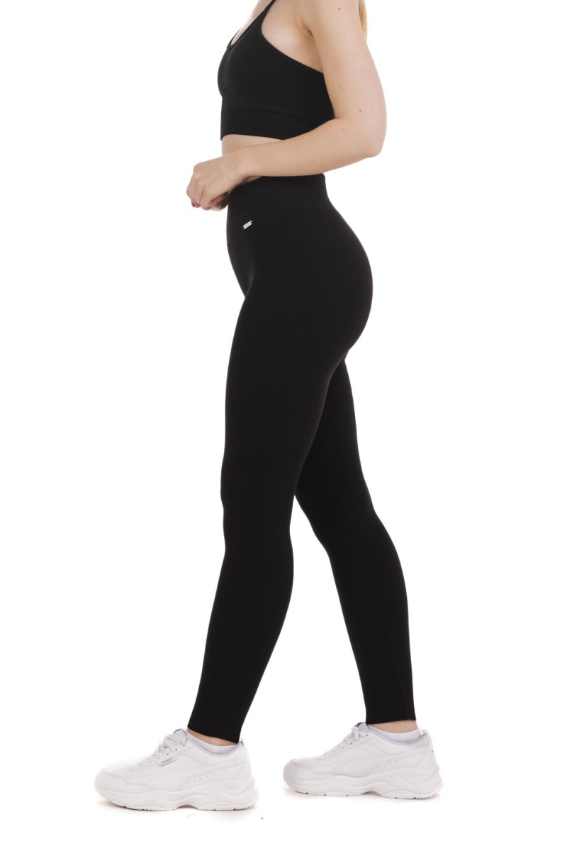 Enobarvne dolge pajkice Black v črni barvi za odrasle