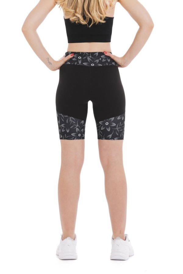 Črne kratke pajkice Dolce z visokim pasom in cvetličnim vzorcem na pasu ter spodnjem delu hlačnic