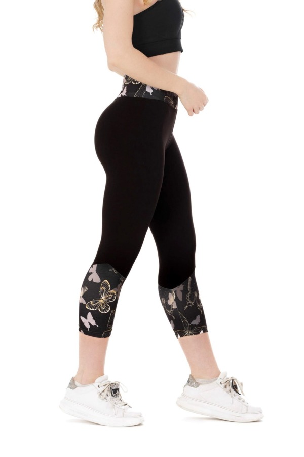 Temne capri pajkice Gold Mariposa z vzorčkom metuljčkov na dnu hlačnic in pasu za odrasle Temne capri pajkice Gold Mariposa z vzorčkom metuljčkov na dnu hlačnic in pasu za odrasle