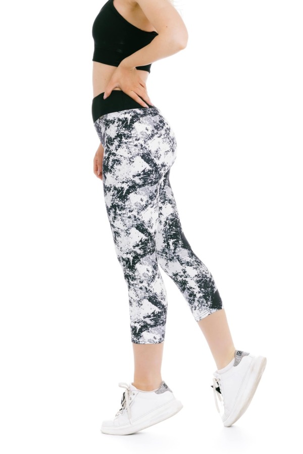 Capri pajkice Leonora črno-bele