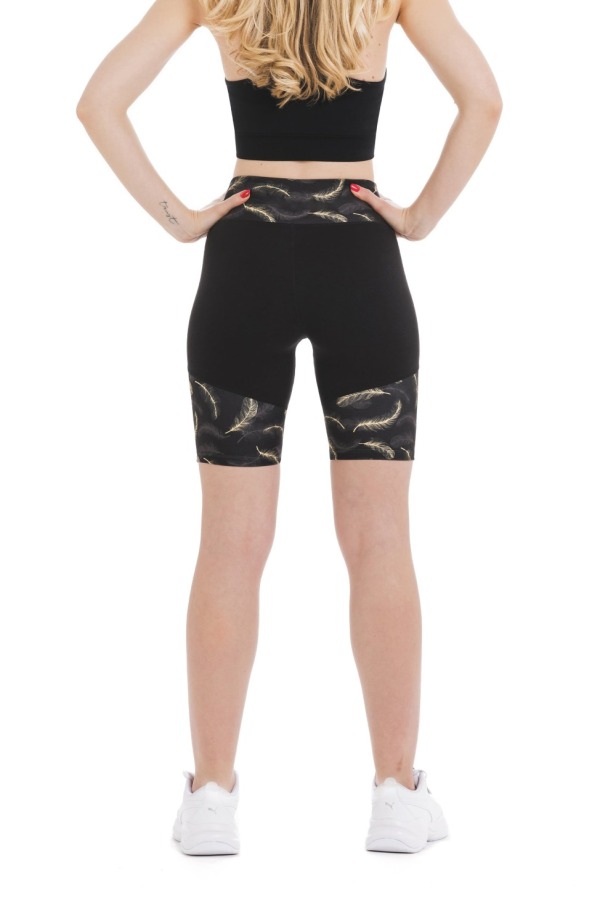 Črne kratke pajkice Luce z vzorcem zlatih peres na dnu hlačnic in na pasu Črne kratke pajkice Luce z vzorcem zlatih peres na dnu hlačnic in na pasu