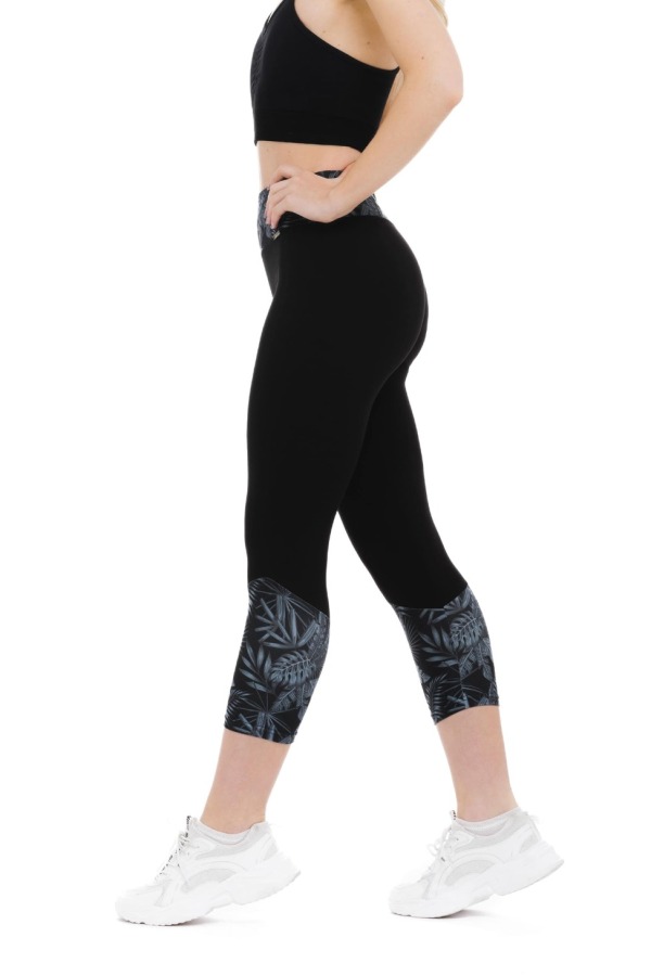 Temne pajkice capri Nocturno z risanim svetlim vzorčkom na dnu hlačnic in na pasu za odrasle Temne pajkice capri Nocturno z risanim svetlim vzorčkom na dnu hlačnic in na pasu za odrasle