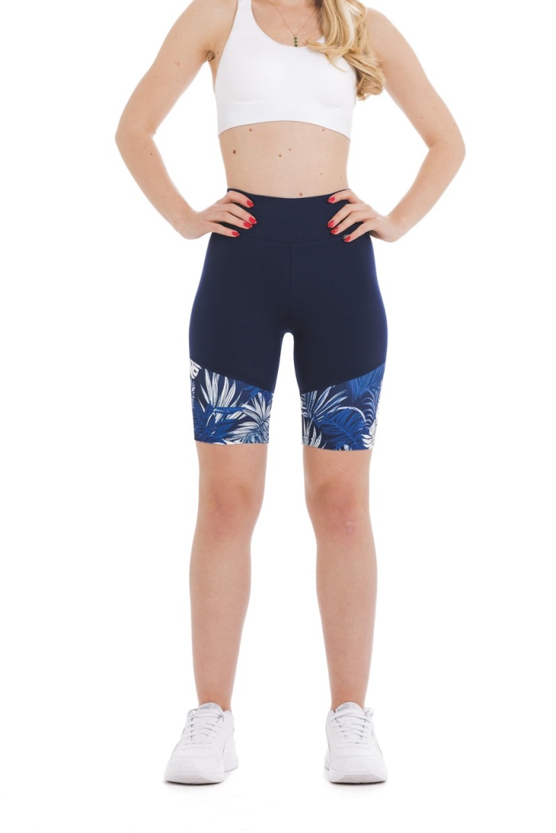 Temno modre kratke pajkice Passio s tropskim listnim vzorcem v beli in modri barvi na spodnjem delu hlačnic