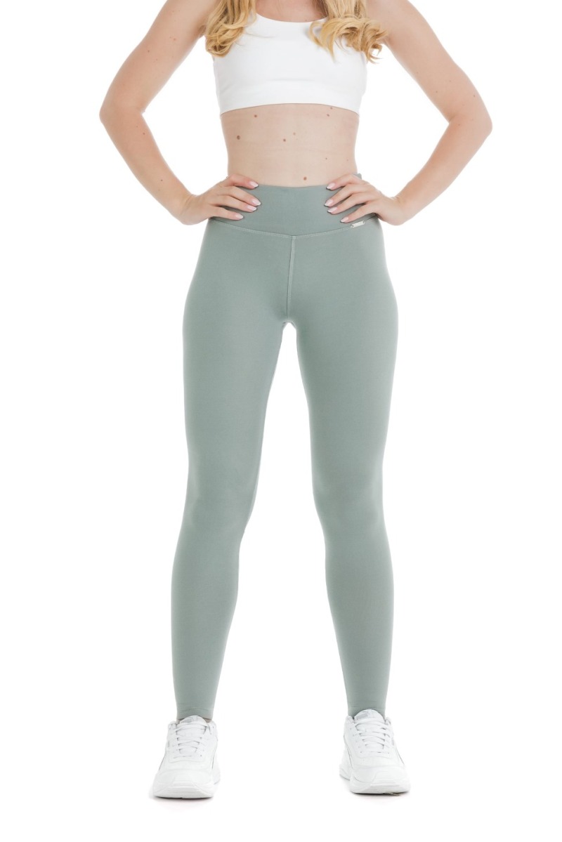 Enobarvne dolge pajkice v nežni zeliščno zeleni barvi