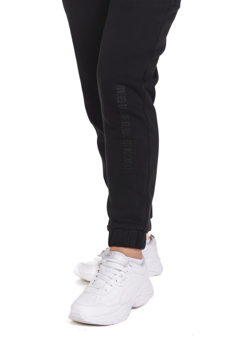 noira jogger 4