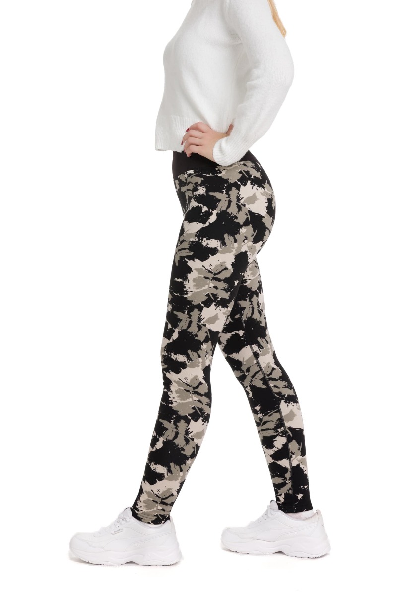 Lanuma ženske podložene thermo pajkice Noya z vojaškim vzorcem v bež in sivih odtenkih – udobne, tople in popolne za hladnejše dni.