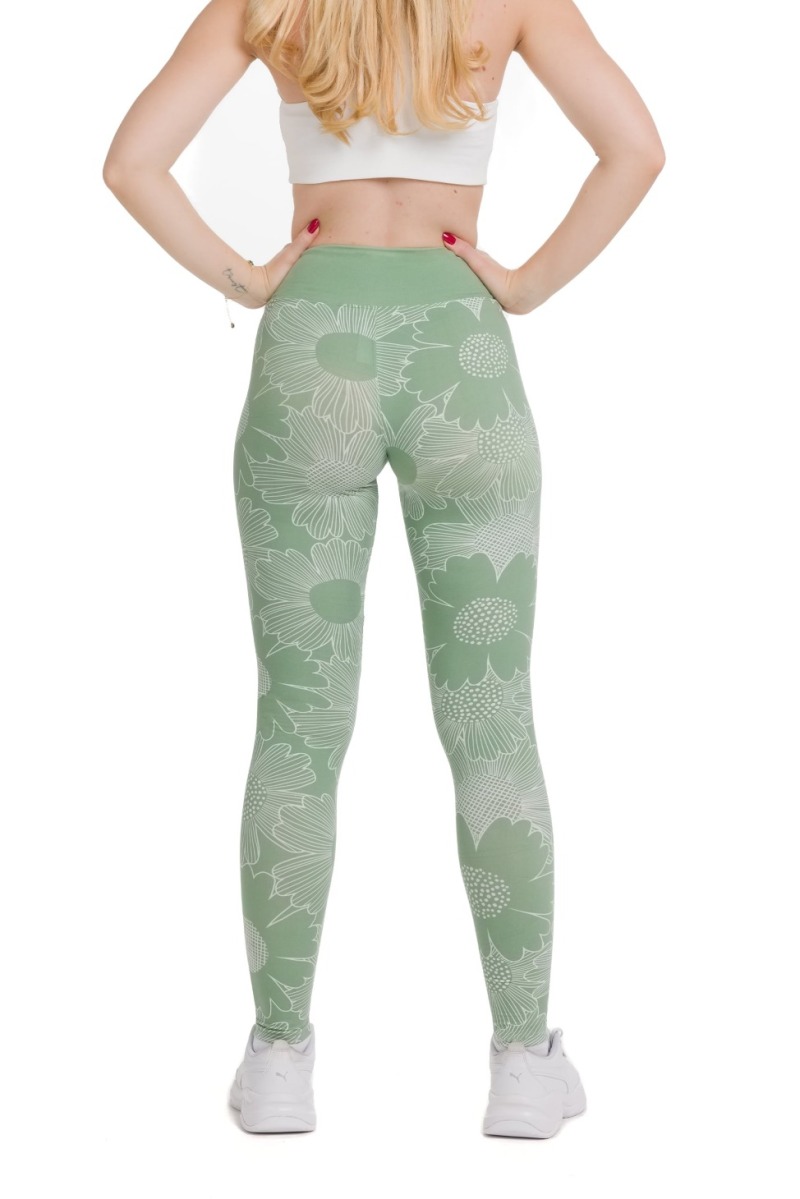 Lanuma ženske pajkice Zarena v nežno zeleni barvi s cvetličnim vzorcem in udobnim visokim pasom – popolne za spomladne dni.