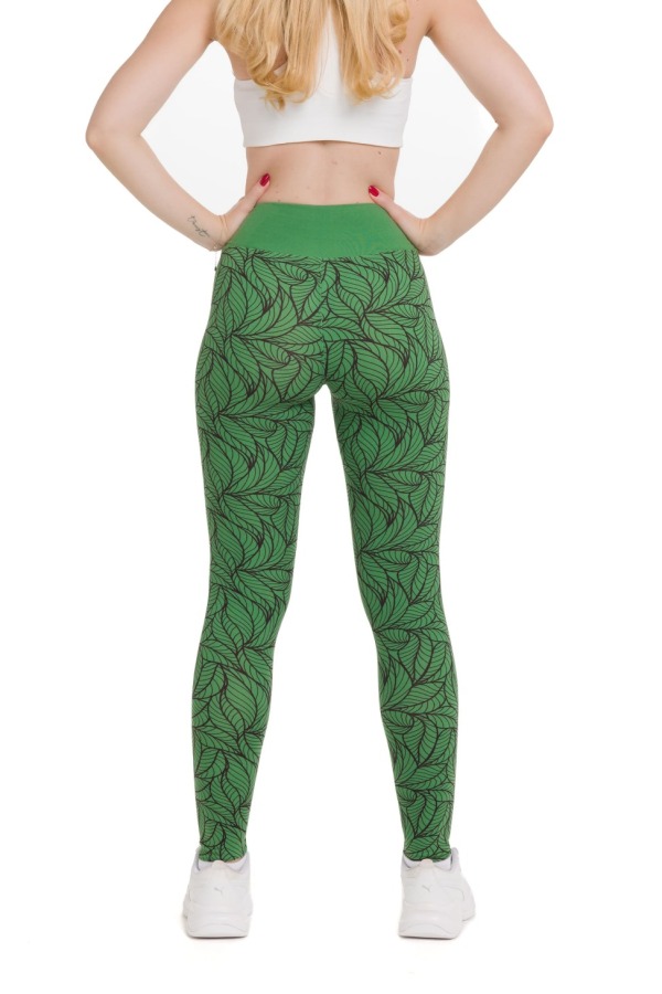 Lanuma ženske pajkice Aura v zeleni barvi z unikatnim vzorcem in visokim pasom – modne, udobne in primerne za vsak dan.
Lanuma ženske pajkice Aura v zeleni barvi z unikatnim vzorcem in visokim pasom – modne, udobne in primerne za vsak dan.