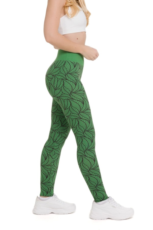 Lanuma ženske pajkice Aura v zeleni barvi z unikatnim vzorcem in visokim pasom – modne, udobne in primerne za vsak dan.
Lanuma ženske pajkice Aura v zeleni barvi z unikatnim vzorcem in visokim pasom – modne, udobne in primerne za vsak dan.