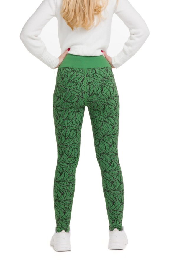 Lanuma ženske thermo pajkice Brynn v zeleni barvi z unikatnim vzorcem in visokim pasom – mehke, udobne in idealne za zimski čas.
Lanuma ženske thermo pajkice Brynn v zeleni barvi z unikatnim vzorcem in visokim pasom – mehke, udobne in idealne za zimski čas.