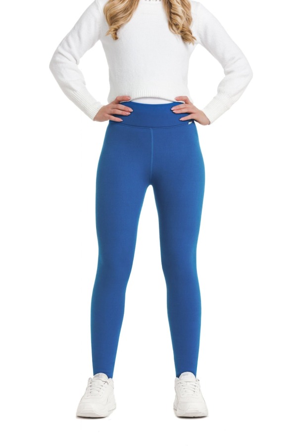 Lanuma ženske podložene thermo pajkice Skara v svetlo modri barvi z visokim pasom – popolna izbira za hladne dni.
Lanuma ženske podložene thermo pajkice Skara v svetlo modri barvi z visokim pasom – popolna izbira za hladne dni.