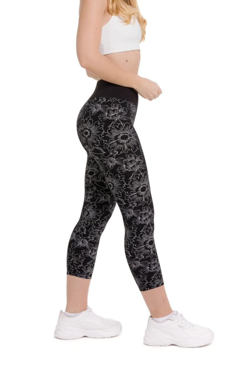 Lanuma ženske pajkice Nerosa capri v črni barvi z belim cvetličnim vzorcem – elegantne, mehke in udobne za vsak dan.