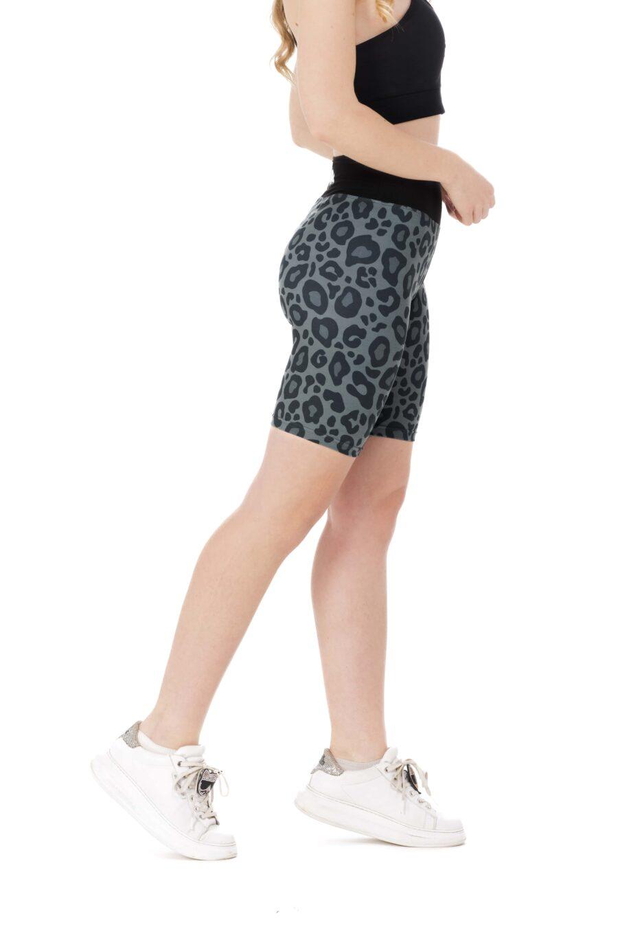 maluma-shorts-2 - Lanuma